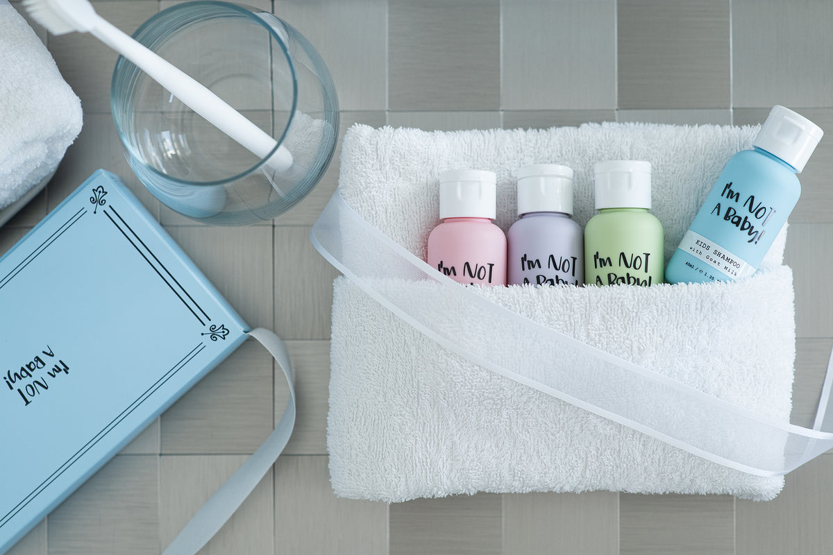 I'm NOT A baby! Probier-Set für Kinder - Reise-Set | Shampoo, Conditioner, Körperwaschlotion & Lotion